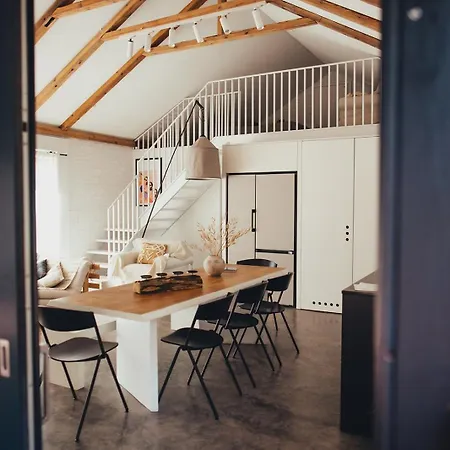 Wolny Villa
